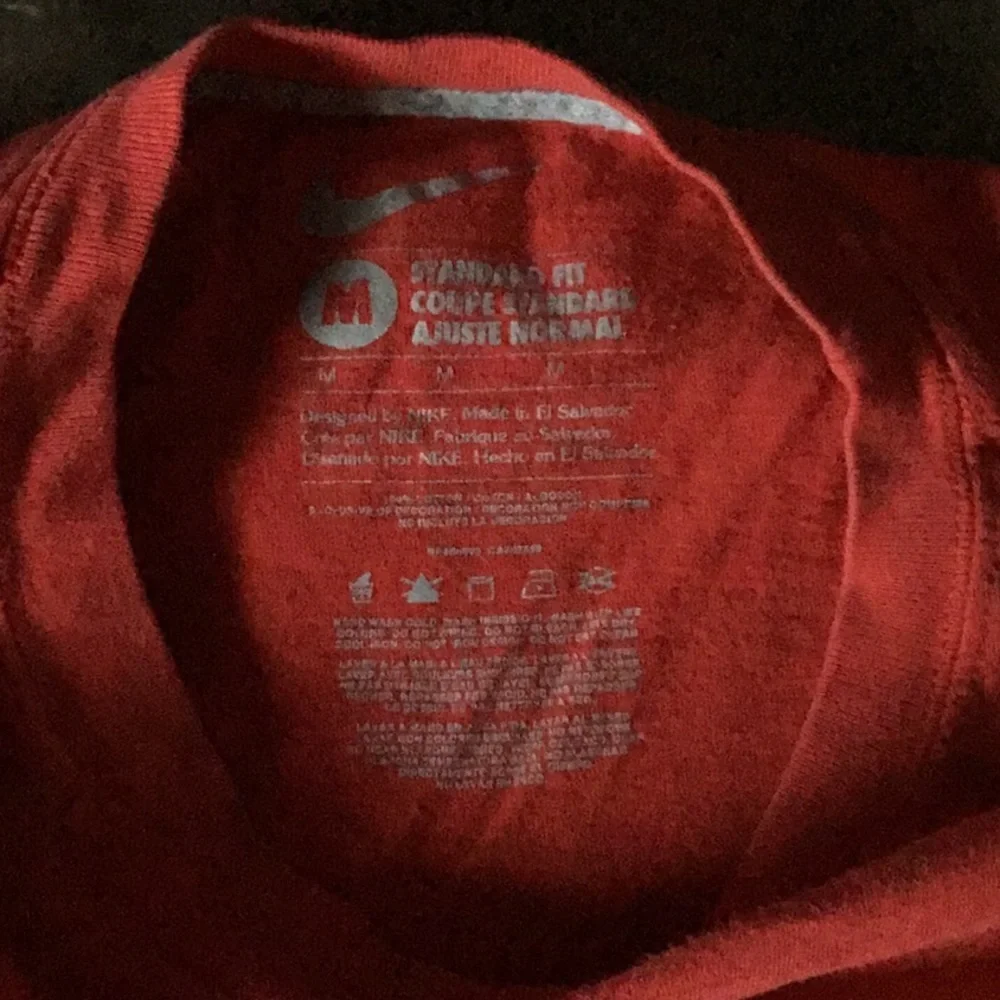 Nike Y2K Swish Red Tee Cotton Size M